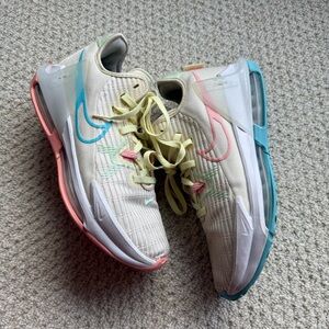 Nike LeBron Witness 6 size 10.5 Coconut Milk/Vapour Green/Citron Tint/ Blue